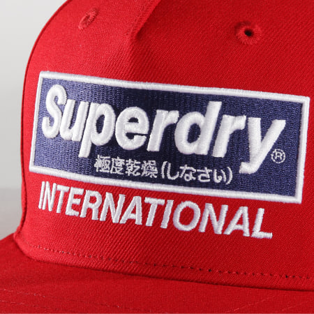 Superdry - Casquette Snapback International B-Boy Cap Rouge