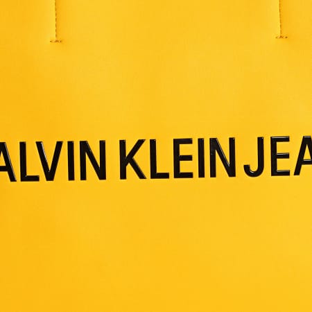 Calvin Klein - Sac A Main Femme Sculpted Tote 5790 Jaune