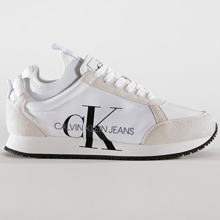 Calvin Klein - Baskets Jemmy Low Top Lace Up Suede B4S0136 White