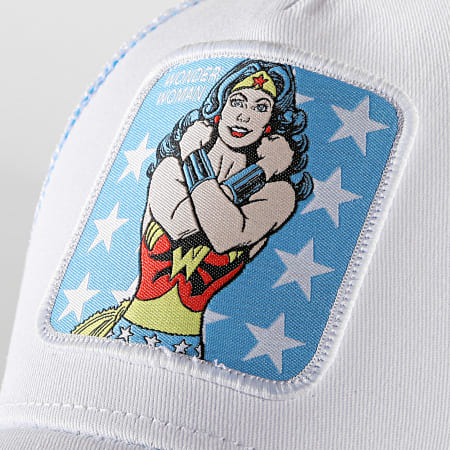 Capslab - Casquette Trucker Wonder Woman Blanc Bleu Ciel
