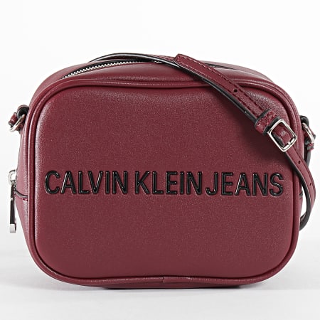 Calvin Klein - Sacoche Femme Sculpted Camera Bag 5791 Bordeaux