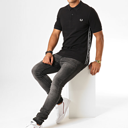 Fred Perry - Polo Manches Courtes A Bandes Taped Side M7532 Noir