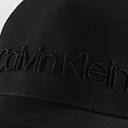 Calvin Klein - Casquette Trucker Runner 5013 Noir