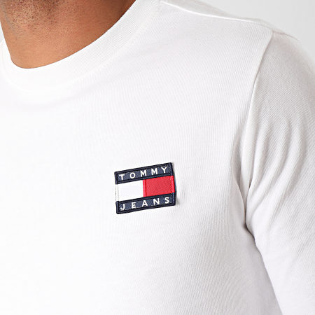 Tommy Jeans - Tee Shirt Manches Longues Badge 6958 Blanc