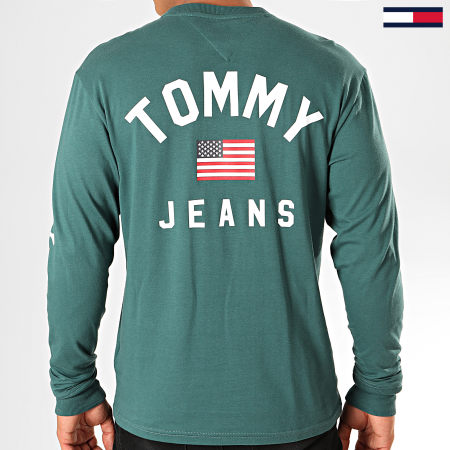 Tommy Jeans - Tee Shirt Manches Longues US Flag 7066 Vert Sapin