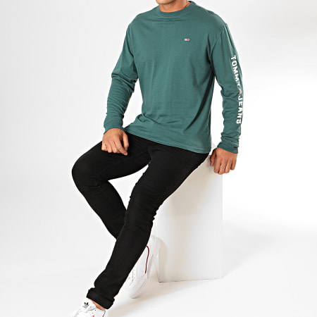 Tommy Jeans - Camiseta de manga larga con bandera de EE. UU. 7066 Verde abeto