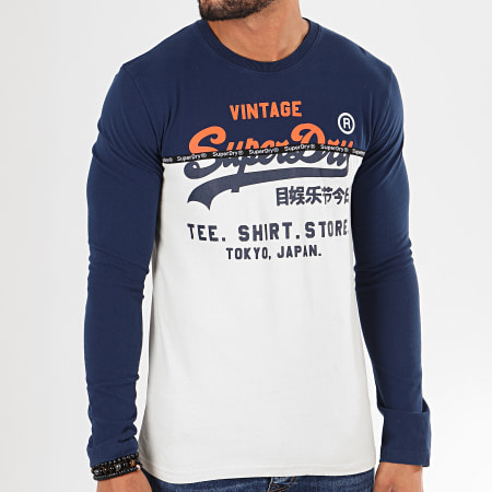 Superdry - Tee Shirt Manches Longues Shop Split Panel M6000016A Ecru Bleu Marine