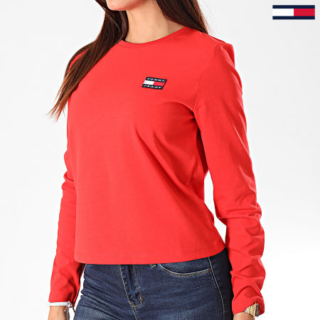 Tommy Jeans - Tee Shirt Femme Manches Longues Tommy Badge 7433 Rouge
