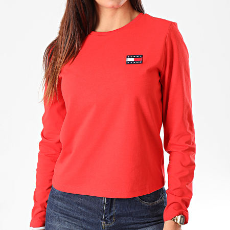 Tommy Jeans - Tee Shirt Femme Manches Longues Tommy Badge 7433 Rouge