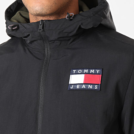 Tommy Jeans - Chaqueta con capucha y cremallera Nylon acolchado 7120 Negro