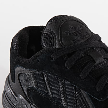 Adidas Originals - Zapatillas Yung-1 G27026 Core Black Carbón