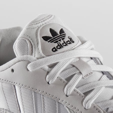 Adidas Originals - Baskets Yung-1 EE5319 Cryogenic White Grey One Core Black