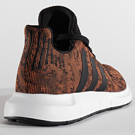 Adidas Originals - Sneaker Swift Run EE7215 Tech Copper Core Negro Calzado Blanco
