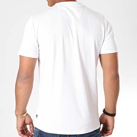 Guess - Camiseta Slim M94I82-J1300 Blanco