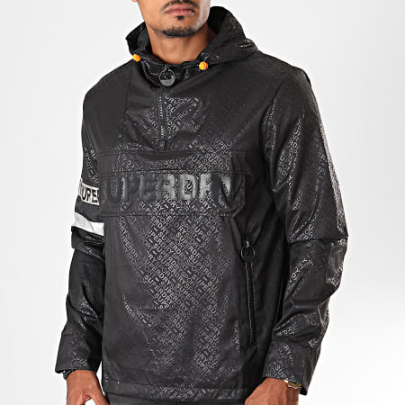 Superdry - Chase Overhead Sports Hooded Zip Jacket MS3074CU Negro Plata Reflectante