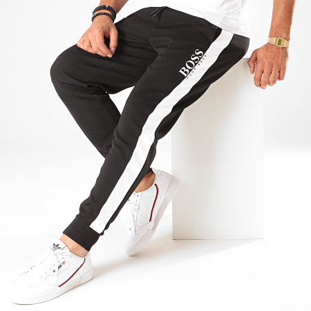BOSS - Pantalones de jogging a rayas de moda 50420377 negro blanco