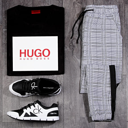 HUGO - Tee Shirt Dolive 201 50422155 Noir