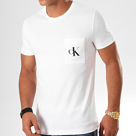 Calvin Klein - Tee Shirt Poche Slim Monogram 5578 Blanc