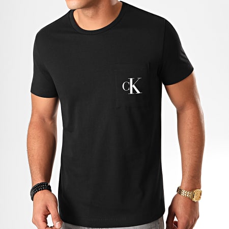 Calvin Klein - Tee Shirt Poche Slim Monogram 5578 Noir
