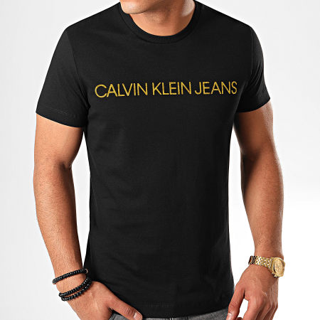 Calvin Klein - Camiseta Slim Logo Institucional 5577 Negro Oro