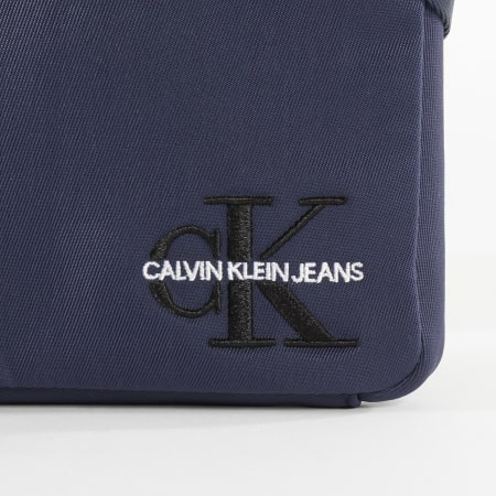 Calvin Klein - Sacoche Monogram Nylon Micro FP 5245 Bleu Marine