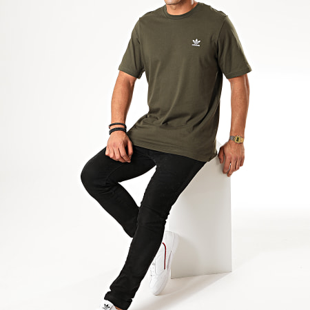 Adidas Originals - Tee Shirt Essential Trefoil FQ3342 Vert Kaki