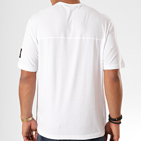 Calvin Klein - Tee Shirt Monogram Sleeve Badge 4051 Blanc