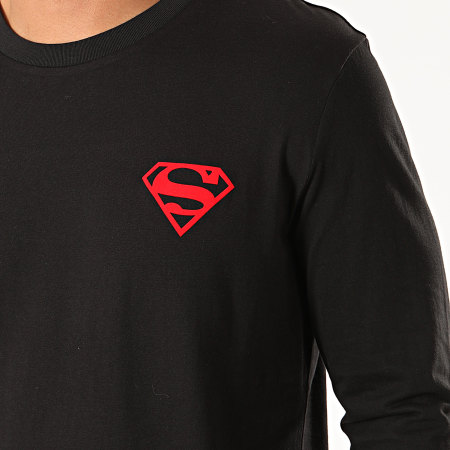 DC Comics - Camiseta Manga Larga Logotipo Fieltro Delantero y Espalda Negro Rojo