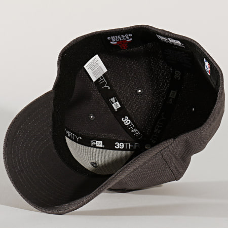 New Era - Casquette Fitted 39Thirty Team 12134685 Chicago Bulls Gris