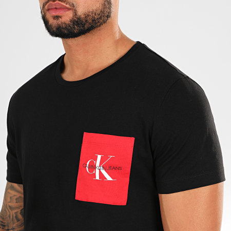 Calvin Klein - Tee Shirt Poche Monogram 4070 Noir Rouge
