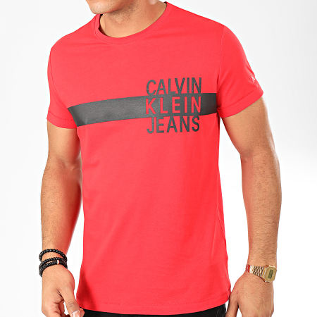 Calvin Klein - Tee Shirt Stacked Logo With Stripe 4539 Rouge Noir