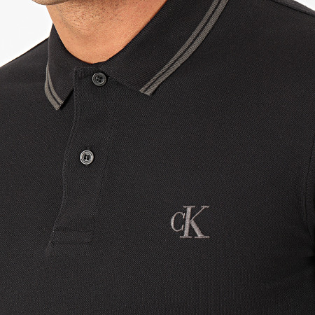 Calvin Klein - Polo Manches Courtes Essential Tipping 4565 Noir Gris