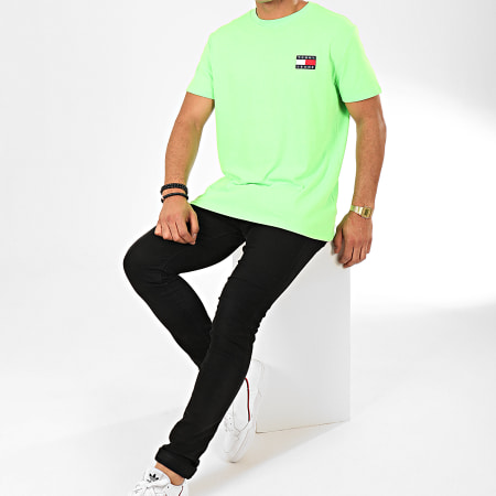 Tommy Jeans - Tee Shirt Tommy Badge Neon 8123 Vert