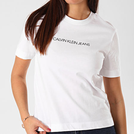Calvin Klein - Tee Shirt Femme Shrunken Institutional Logo 2879 Blanc