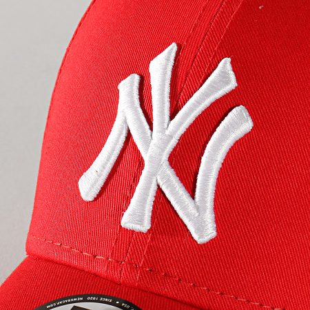 New Era - Casquette League Essential 9Forty New York Yankees 11945654 Rouge