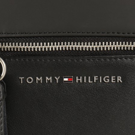 Tommy Hilfiger - Sacoche Metro Mini Reporter 5986 Noir