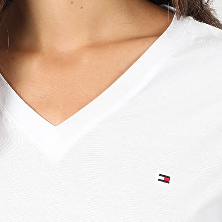 Tommy Hilfiger - Camiseta de mujer Heritage 4969 White con cuello en V
