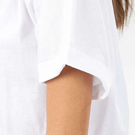 Guess - Tee Shirt Femme Crop Strass W01I78-I3Z00 Blanc Argenté