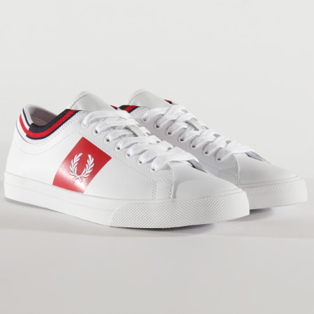 Fred Perry - Baskets Underspin Tipped Cuff Leather FPB7147 White Red