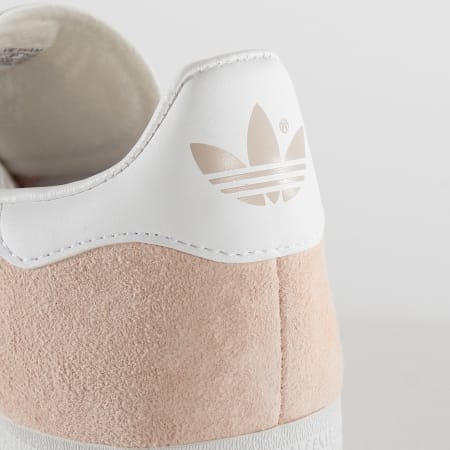 Adidas Originals - Baskets Femme Gazelle BB5472 Vapor Pink White Gold Metallic