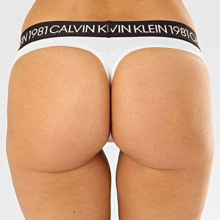 Calvin Klein - String Femme Thong 5448E Blanc