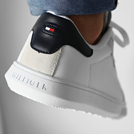 Tommy Hilfiger - Baskets Essential Leather Cupsole 2581 White