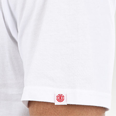 Element - Tee Shirt Leopard Icon Fill Blanc