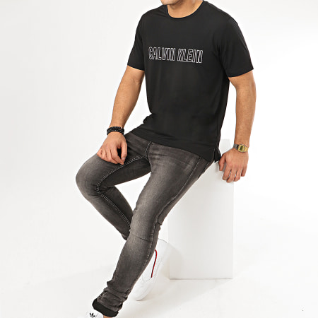 Calvin Klein - Tee Shirt GMS0K101 Noir Réfléchissant