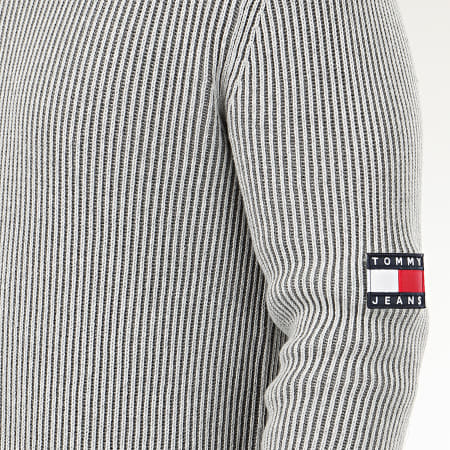 Tommy Jeans - Pull Textured Badge 7948 Gris Chiné