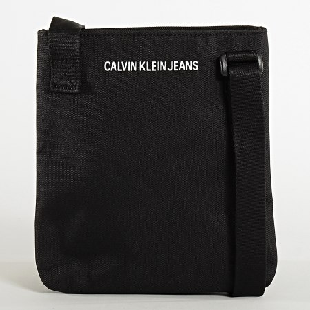 Calvin Klein - Sacoche Sport Essentials 5565 Noir