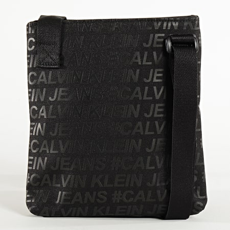 Calvin Klein - Sacoche Sport Essentials 5566 Noir