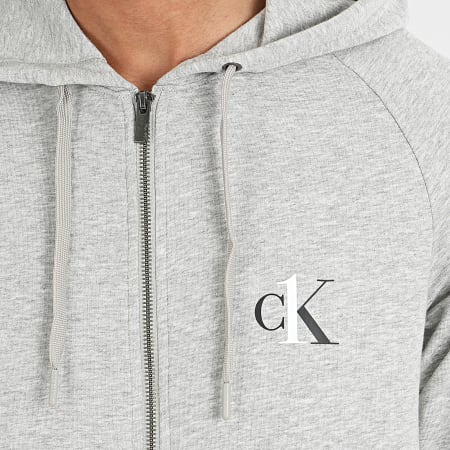 Calvin Klein - NM1865E Felpa con cappuccio e cerniera grigio erica