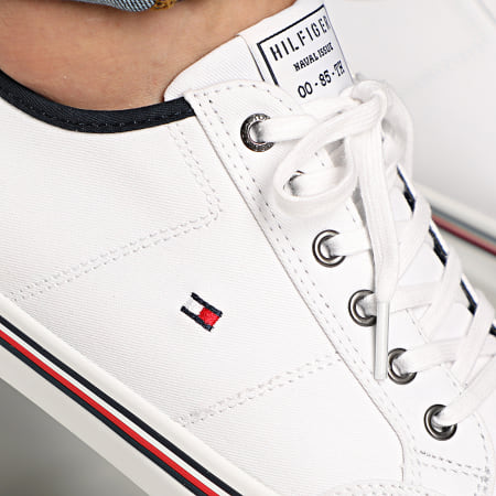 Tommy Hilfiger - Baskets Core Corporate Textile Sneaker 2676 White