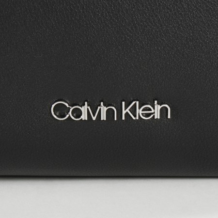 Calvin Klein - Sac A Main Femme Must Shopper 6328 Noir